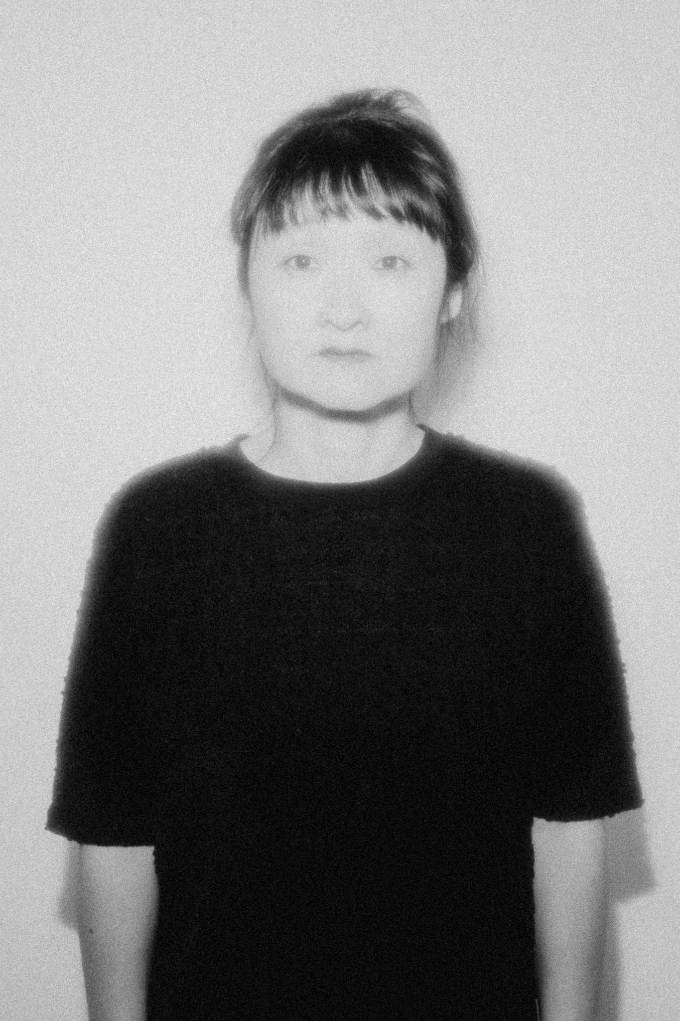 portrait de l'artiste Isabelle KIM BAPTESTE